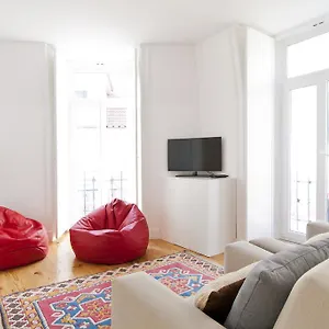 Apartment Bairrus - Graca, Lissabon